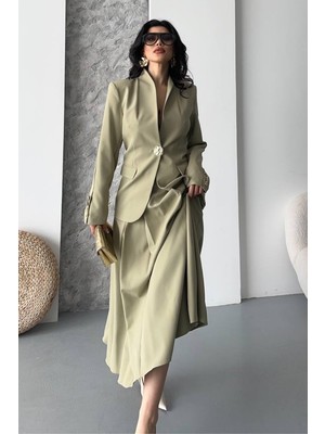 AKD Atelier Kadın Ikili Takım Şık Düğme Detaylı Dik Yaka Blazer Ceket Uzun Çan Etek Takım