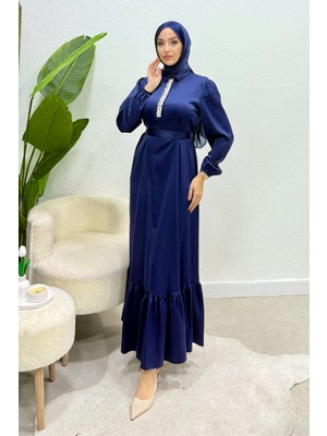 Tesettür Diyarı Taşlı Gömlek Yaka Altı Fırfırlı Saten Tesettür Abiye- Lacivert