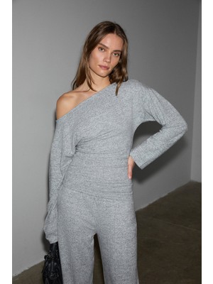 Grimelange NIVEAS Kadın Yumuşak Ve Esnek Kumaşlı Kayık Yakalı Yanı Büzgülü Grimelanj Sweatshirt
