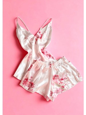Gece İncisi Çiçek Baskılı Yumuşak Saten Şortlu Takım
