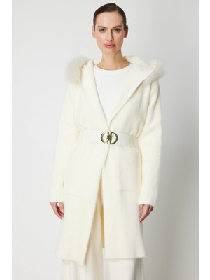 On Kadın Yakası Kürklü Peluş Hırka 63911 Krem