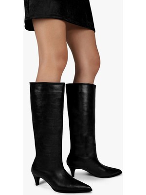 Shoeberry Kadın Lula Siyah Cilt Kısa Sivri Topuklu Çizme