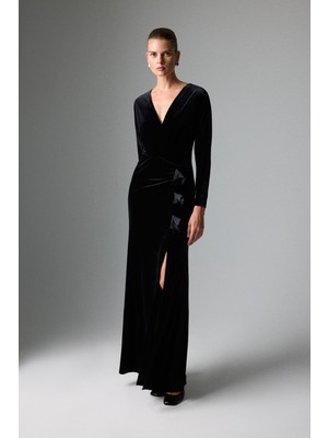 ROMAN Kruvaze Görünümlü Yırtmaçlı Maksi Boy Kadife Elbise Siyah K2611306_001