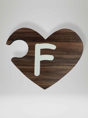 Mundy F Harfi (Sağ Parça) – Ahşap Puzzle Kalp Harf Magnet – Buzdolabı Süsü – Ikili Uyumlu (KOD:1003)