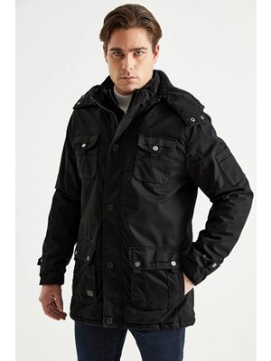 Dynamo Erkek Siyah Kapüşonlu Kürk Astarlı Su Geçirmez Kaplamalı Kalın Kaban 2485