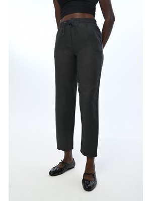 Orfeonegro Kadın Beli Lastikli Rahat Kalıp Regular Düz Renk Pantolon