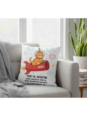 Yılbaşı Kedi Tasarımlı Saten Yastık Kılıfları – 40X40 cm (Iç Yastıksız)