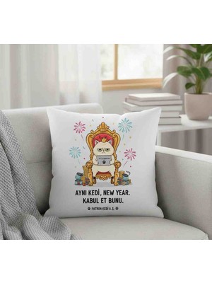 Yılbaşı Kedi Tasarımlı Saten Yastık Kılıfları – 40X40 cm (Iç Yastıksız)