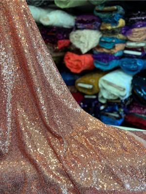 Mekik Manifatura Simli Zemin Üzerine Pullu