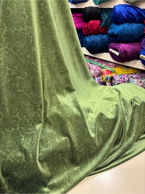 Mekik Manifatura Kendinden Desenli Kadife Kumaş