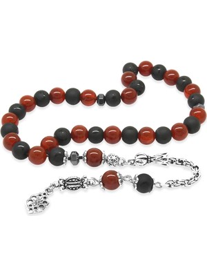 Tesbihname Kararmaz Metal Arnavut Püsküllü Küre Kesim Kırmızı Siyah Oniks Akik Doğaltaş Taraftar Tesbih M1