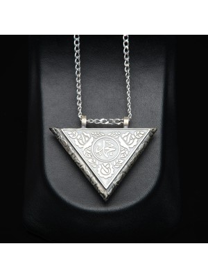 Silvalli 42 mm Orta Üçgen Muska - Mo