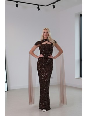 Feminist Kahve Boyundan Takma Tül Detaylı Straplez Pul Payet Abiye 9705683.05