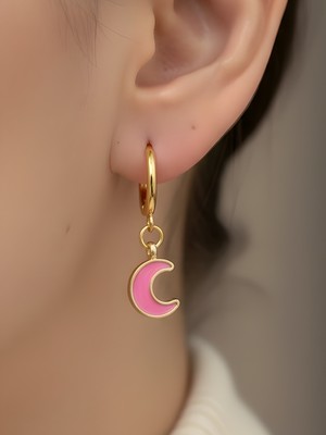 NKT Collection Pembe Ay Form Altın Çerçeveli Sedef Görünümlü Minimal Kadın Küpe