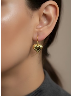 NKT Collection Altın Renk Parlak Kalp Form Modern Hacimli Tasarım Kadın Küpe