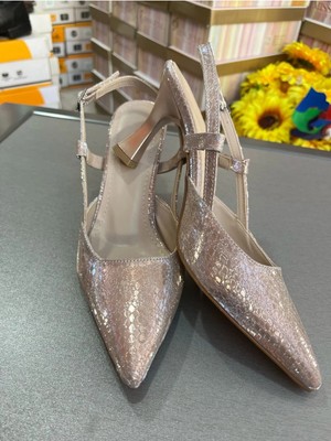 Park Moda En Moda Açık Rose Gold 7cm Kadeh Topuk Arkası Açık Yan Bantlı Çok Rahat Kadın Abiye Ayakkabı