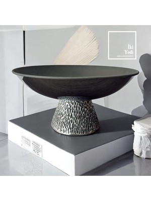 İki Yedi Konsept Della 77-3 Alüminyum Döküm Dekoratif Kase, 26×11,5 cm Ikramlık Tabak, Yeni Ev Ofis Hediyesi