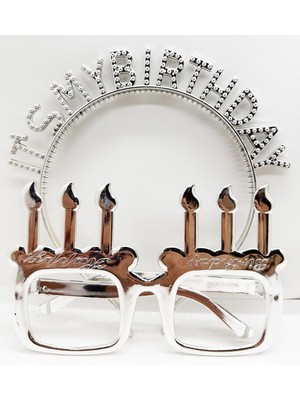 Hediye Bahçesi It's My Birthday Yazılı Taç ve Mum Şekilli Gözlük Seti Gümüş Renk