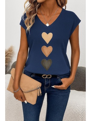Eccey Butik Kadın Kısa Kollu V Yakalı Kalp Desen Viskon Bluz