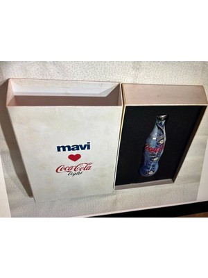 TT Coca Cola Mavi Jeans Hiç Açılmamış Orijinal Kutusunda Koleksiyonluk Şişe Kutu Ölçüler 27 x 18 x 7 cm
