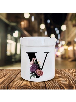 V Harfi Baskılı Seramik Şık Şık Küllük