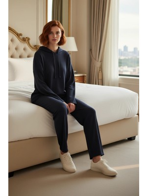 Ersefa Kadın Relaxed Fit Kapüşonlu Pijama Takımı Fonksiyonel Dayanıklı Kaliteli Konforlu Estetik Şık