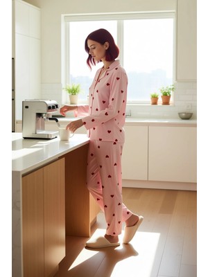 FRM Kadin Kirmizi Kalp Desenli Pijama Takımı Fonksiyonel Dayanıklı Kaliteli Konforlu Estetik Şık