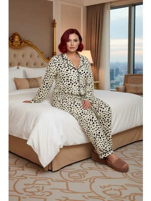 Ersefa Kadın Benekli Gömlek Yaka Pijama Seti Fonksiyonel Dayanıklı Kaliteli Konforlu Estetik Spor