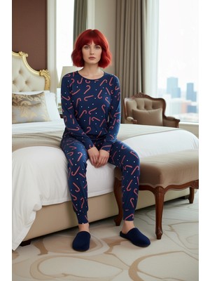 Ersefa Kadın Yılbaşı Desenli Örme Pijama Takımı Fonksiyonel Dayanıklı Kaliteli Konforlu Estetik Şık