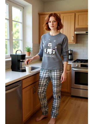 FRM Kadın Ayıcıklı Penguen Baskılı Ekose Pijama Takımı Fonksiyonel Dayanıklı Kaliteli Konforlu