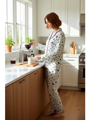 FRM Kadın Yılbaşı Desenli Gömlek Yaka Pijama Fonksiyonel Dayanıklı Kaliteli Konforlu Estetik Şık