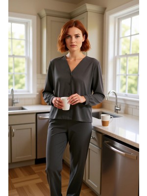 FRM Kadın Antrasit Örme Gömlek ve Jogger Pijama Fonksiyonel Dayanıklı Kaliteli Konforlu Modern
