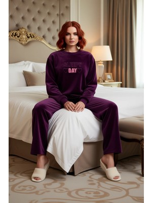 Ersefa Kadın Peluş Pijama Takımı Slogan Detaylı Fonksiyonel Dayanıklı Kaliteli Konforlu Estetik Şık