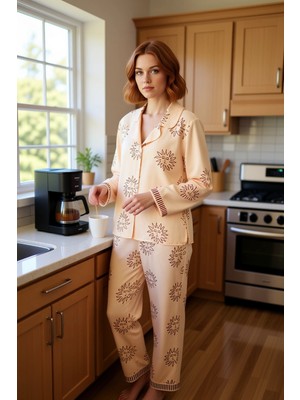 FRM Kadın Geometrik Baskılı Gömlek ve Pantolon Pijama Takımı Fonksiyonel Dayanıklı Kaliteli Şık