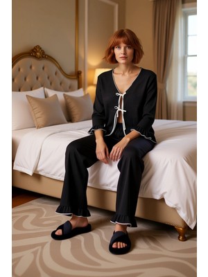 Ersefa Kadın V Yaka Müslin Dokuma Pijama Takımı Truvakar Kol Detaylı Fonksiyonel Dayanıklı Modern