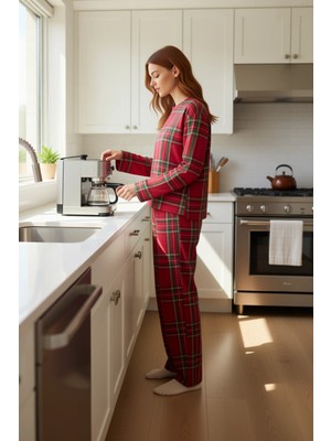 FRM Kadın Ekose Desenli Pijama Takımı Bisiklet Yaka Fonksiyonel Dayanıklı Kaliteli Konforlu Şık