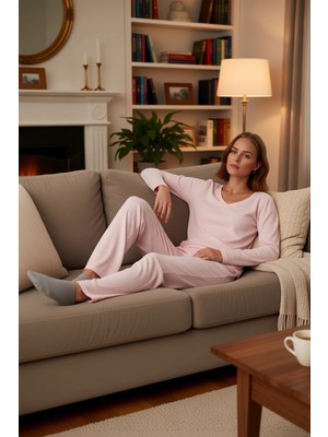 PayBuy Kadın V Yaka Fitilli Örme Pijama Takımı Fonksiyonel Dayanıklı Kaliteli Konforlu Estetik Şık