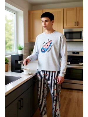 FRM Kadın Kedi ve Çizgili Pijama Takımı Bisiklet Yaka Uzun Kollu Fonksiyonel Dayanıklı Estetik
