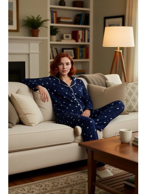 PayBuy Kadın Kar Tanesi Desenli Gömlek Yaka Pijama Takımı Fonksiyonel Dayanıklı Kaliteli Konforlu