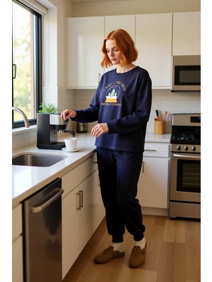 FRM Kadın Nakışlı Kış Temalı Sweatshirt ve Pantolon Pijama Takımı Fonksiyonel Dayanıklı Modern