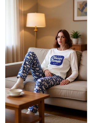 PayBuy Kadın Galaksi Desenli Bisiklet Yaka Uzun Kollu Pijama Takımı Fonksiyonel Dayanıklı Estetik