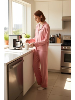 FRM Kadın Gül Kurusu Viskoz Elastan Pijama Takımı Dantel Detaylı Fonksiyonel Dayanıklı Estetik