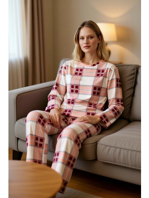 PayBuy Kadın Ekose Desenli Bisiklet Yaka Pijama Takımı Fonksiyonel Dayanıklı Kaliteli Konforlu Şık