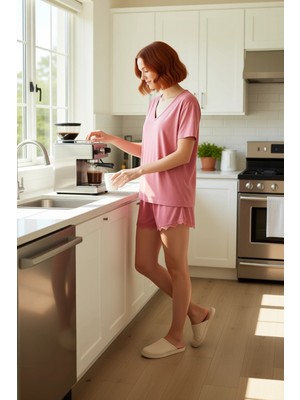 FRM Kadın V Yaka Örme Pijama Şort Takımı Fonksiyonel Dayanıklı Kaliteli Konforlu Estetik Rahat
