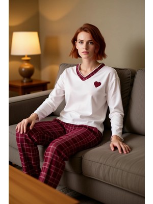 PayBuy Kadın Ekose Kalpli V Yaka Pijama Takımı Fonksiyonel Dayanıklı Kaliteli Konforlu Estetik Şık