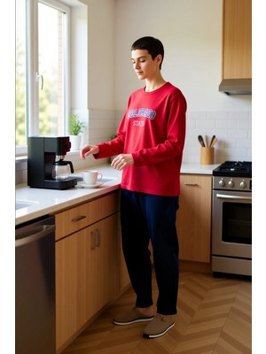 FRM Unisex Kirmizi Slogan Nakisli Polar Pijama Takımı Fonksiyonel Dayanıklı Kaliteli Konforlu Şık