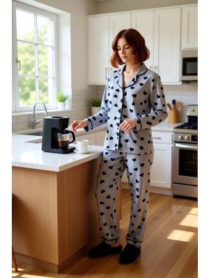 FRM Benekli Pijama Takımı Gömlek Yaka Kadın Fonksiyonel Dayanıklı Kaliteli Konforlu Estetik Şık