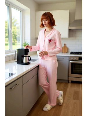 FRM Kadın Gömlek Yaka Pijama Takımı Kalp Baskılı Fonksiyonel Dayanıklı Kaliteli Konforlu Rahat