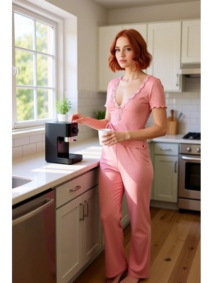 FRM Kadın Dantelli V Yaka Fitilli Pijama Takımı Fonksiyonel Dayanıklı Kaliteli Konforlu Modern