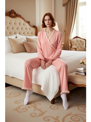 Ersefa Kadın Somon Renk Fırfırlı Kruvaze Gömlek ve Pantolon Pijama Takımı Fonksiyonel Dayanıklı Şık